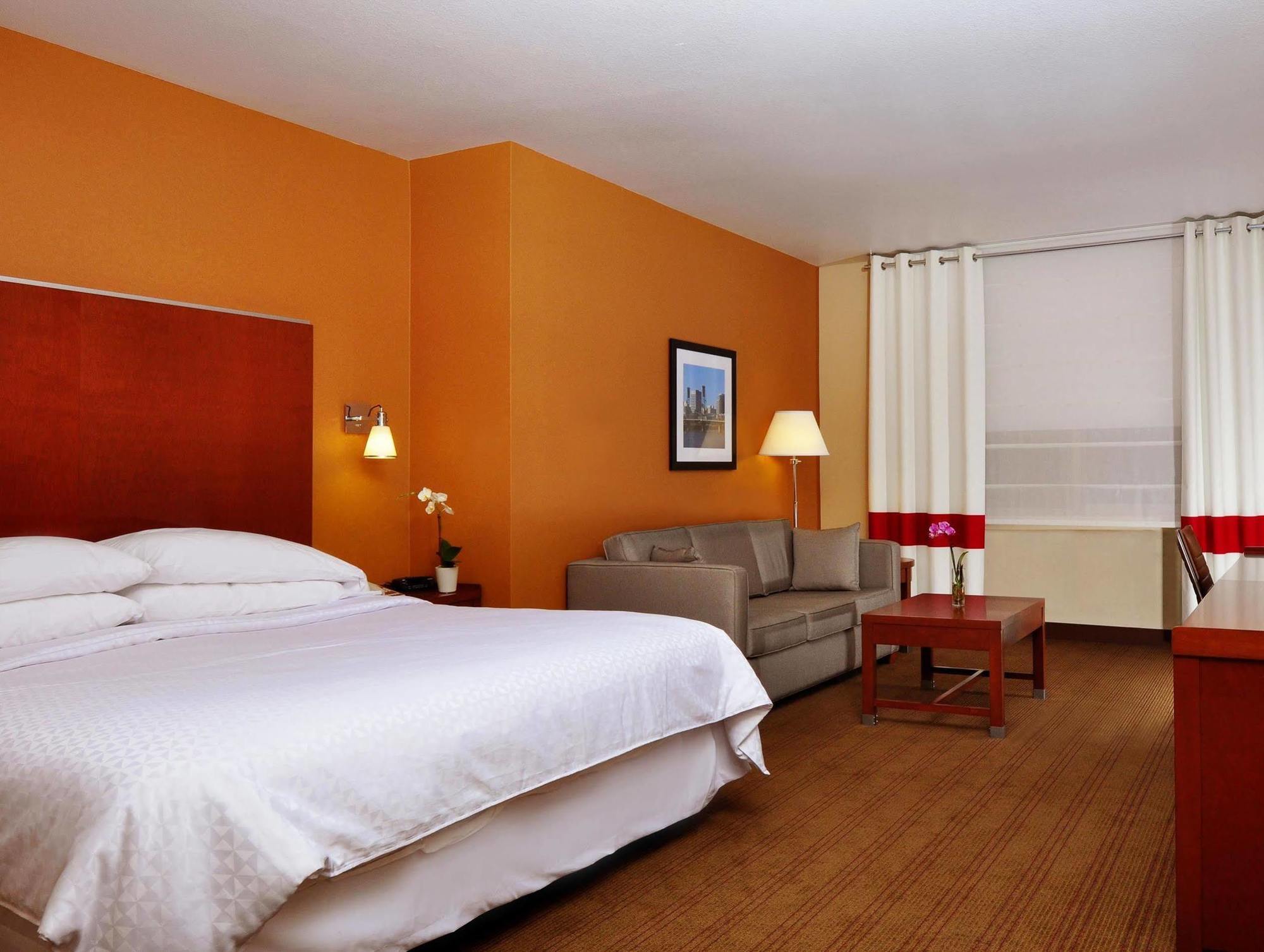 Four Points By Sheraton Portland East Fairview Bagian luar foto