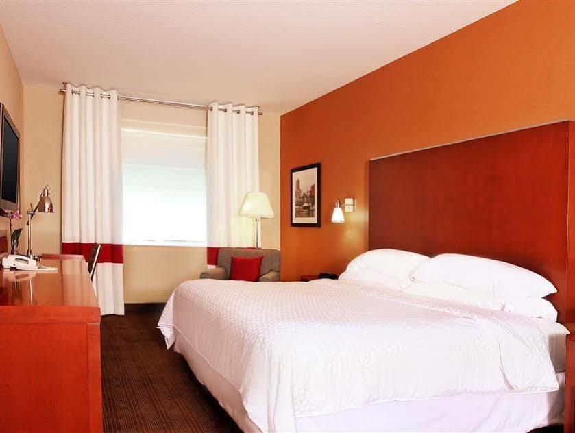Four Points By Sheraton Portland East Fairview Bagian luar foto